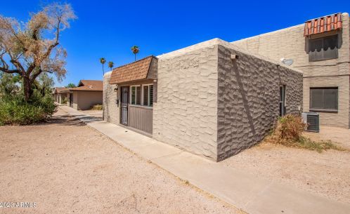4769 Belleview St, Phoenix AZ  85008-5606 exterior