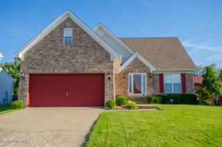 8002 Village Point Dr, Louisville, KY 40291-2282