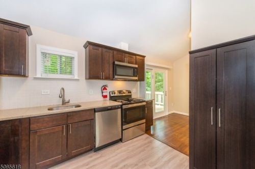 20 Panorama Dr, Wantage NJ  07461-4763 exterior