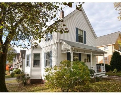 136 Lowell St, Arlington MA  02474-2757 exterior