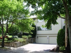 43 Peregrine Rd, Newton, MA 02459-3443