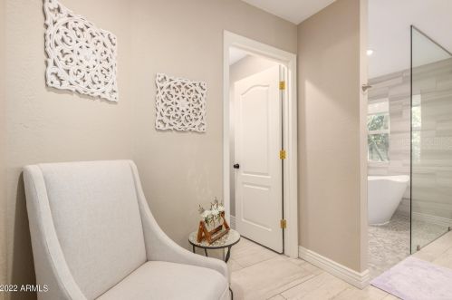 11605 37 Pl, Phoenix AZ 85050-2699 exterior