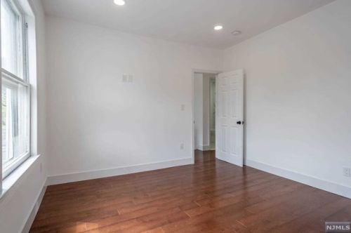 43 Dukes St, Kearny NJ  07032-3306 exterior