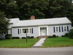 448 Quinobequin Rd, Newton, MA 02468-2126