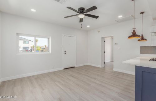 912 4 Ave, Phoenix AZ 85013-3034 exterior