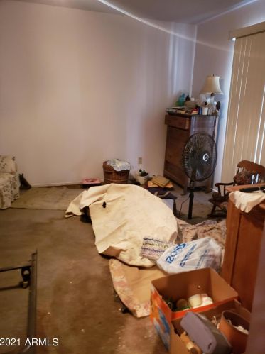 2610 Edgemont Ave, Phoenix AZ 85035-1735 exterior