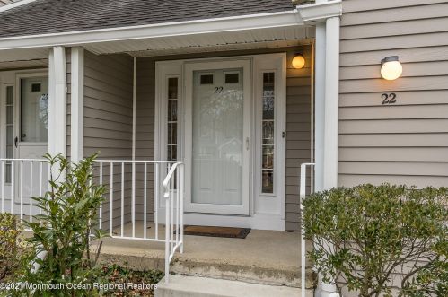 22 Whitesands Way, Little Silver, NJ 07739-1239