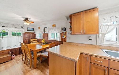 19 St, Weymouth MA 02191-1605 exterior