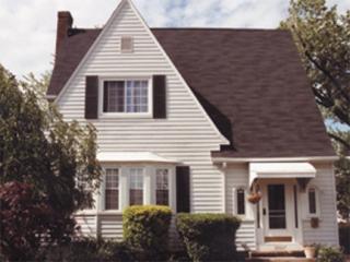 10607 Highland Ave, Cleveland OH  44125-5927 exterior