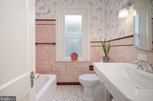 1614 16 St, Philadelphia PA 19121-3202 exterior