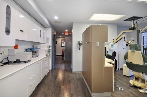 1188 Massachusetts Ave, Arlington MA 02476-4229 exterior