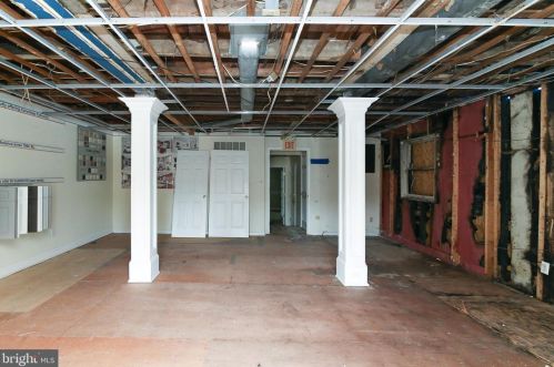 665 Broad St, West Deptford NJ 08096-1055 exterior