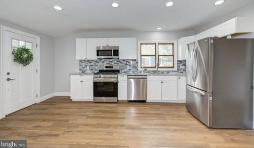 213 Florence Ave, West Deptford NJ  08093-2025 exterior