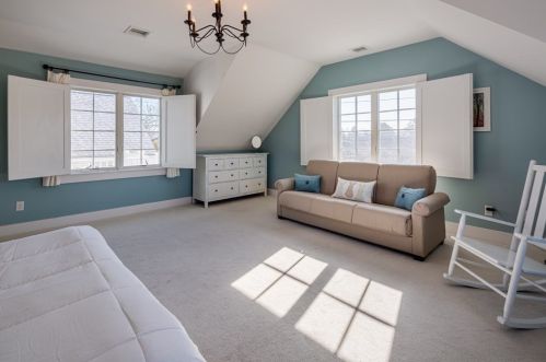 150 Barcliff Ave, Chatham MA 02633-1904 exterior