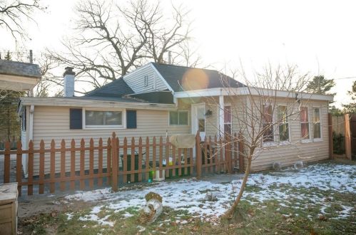 23 Burroughs Rd, North Reading MA 01864-1203 exterior