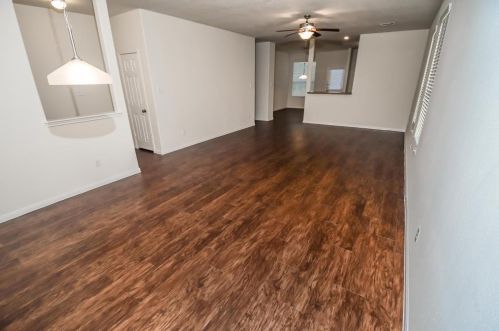 1002 Cascadera Ct, Richmond TX  77406-1431 exterior