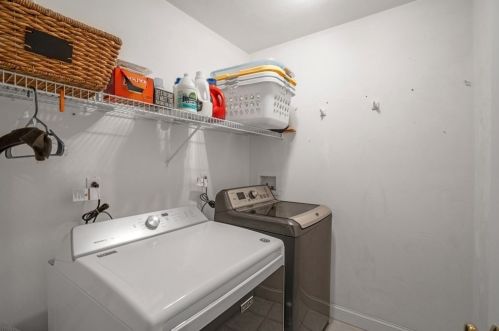 1 Belmont Ln, North Reading MA 01864-2329 exterior