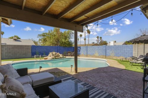 6822 43rd Pl, Phoenix AZ  85042-5218 exterior