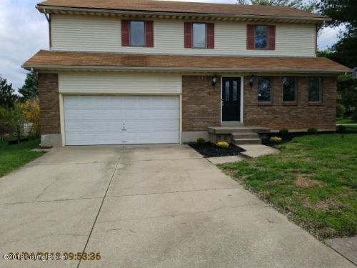 9025 Green Garden Ct, Louisville, KY 40220-3465