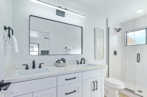 19448 36th St, Phoenix AZ  85050-3941 exterior