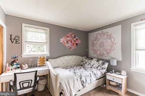 152 Spruce Ave, West Deptford NJ 08093-1118 exterior