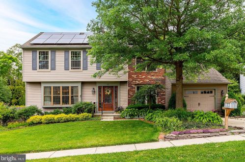 62 Pelham Dr, West Deptford, NJ 08051-1715