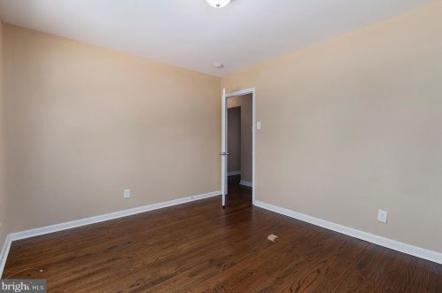 605 Washington Ave, West Deptford NJ 08096-3547 exterior