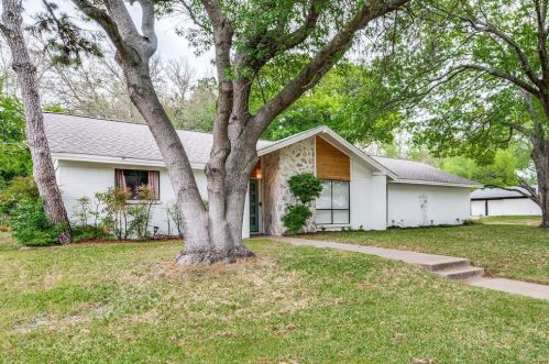 4809 Westlake Dr, Fort Worth, TX 76132-1516