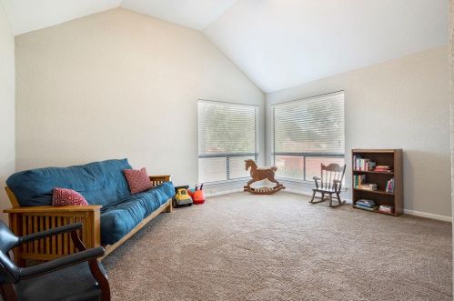 510 Country Vw Ln, Garland TX 75043-5614 exterior