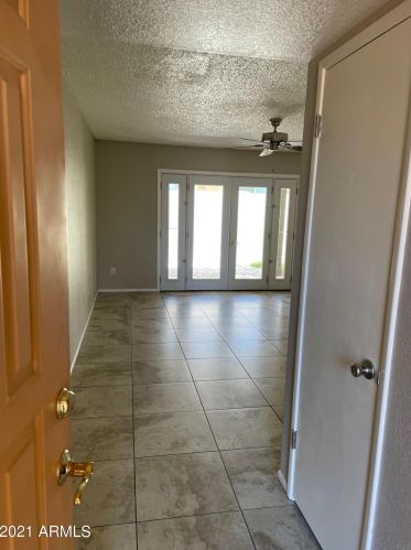 2526 Bluefield Ave, Phoenix AZ 85032-1542 exterior