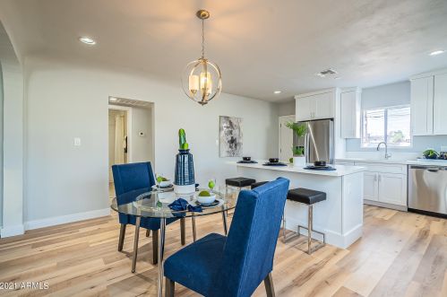 1626 Adams St, Phoenix AZ  85007-2606 exterior