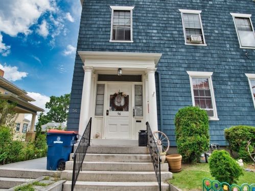 56 6th St, New Bedford MA 02740-6118 exterior