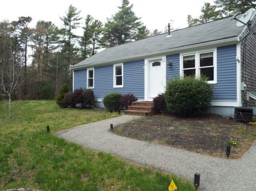 27 Milford St, Plymouth, MA 02360-5722
