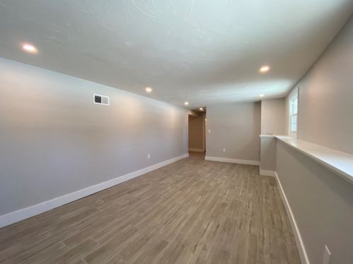 332 East St, West Bridgewater MA  02379-1808 exterior