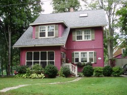 1 Leighton Rd, Newton, MA 02466-2210