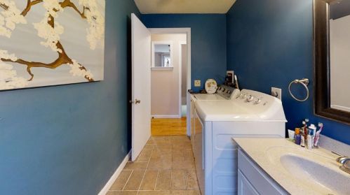 10 Brenda Ln, Eastham MA 02642-2677 exterior