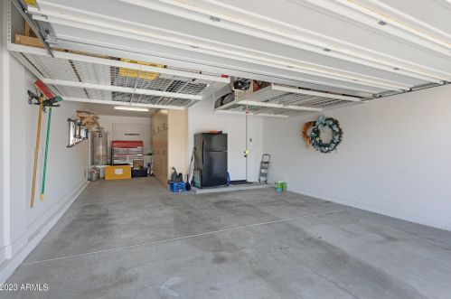 840 Ashurst Dr, Phoenix AZ  85048-2028 exterior