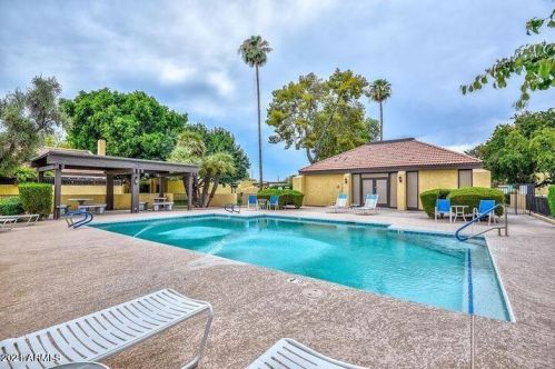 2215 Claremont St, Phoenix AZ 85015-2029 exterior