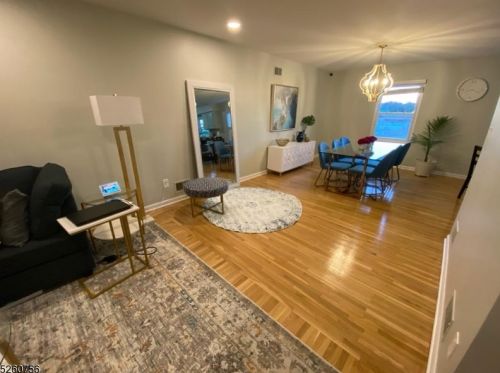 11 Lindsay Ln, Kearny NJ  07032-1531 exterior