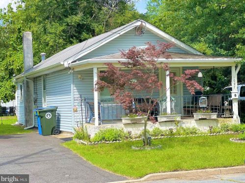 1097 Brewer Ave, West Deptford NJ 08093-1909 exterior