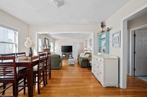 79 Hamden Cir, Quincy MA 02170-2101 exterior