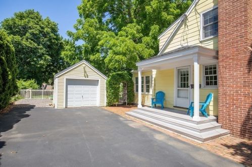 18 Stoddard Rd, Hingham MA 02043-2941 exterior