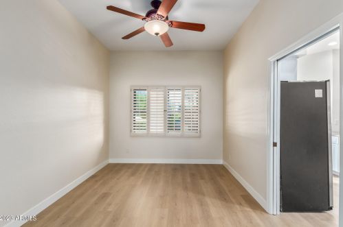 3835 Ahwatukee Dr, Phoenix AZ 85044-2033 exterior