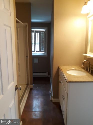 225 Marion Ave, West Deptford NJ 08093-1824 exterior