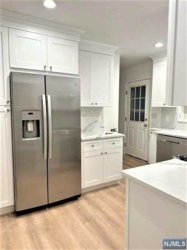 333 Brookside Ave, Cresskill NJ  07626-1103 exterior