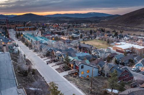 1172 Lowell Ave, Park City UT 84060-5115 exterior