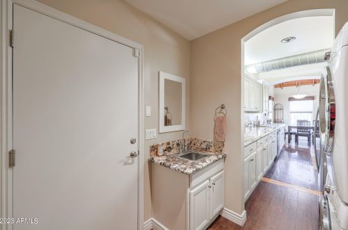 442 20 Ave, Phoenix AZ 85021-6964 exterior