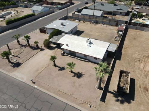3002 Charter Oak Rd, Phoenix AZ 85032-7449 exterior