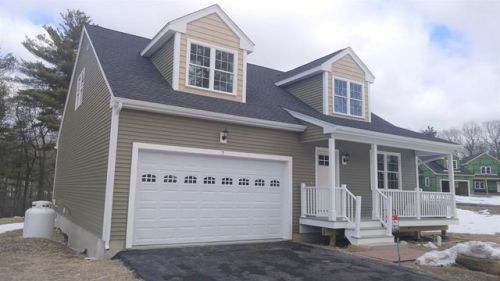 7 Hunters Ct, Sutton, MA 01590-4834