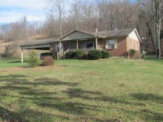 1420 Columbia Hill Rd, Monterey TN  38574-5438 exterior